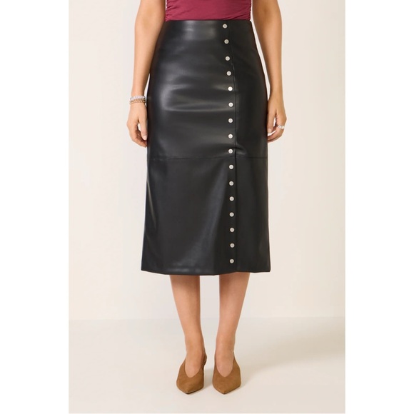 Evereve Dresses & Skirts - Evereve Skirt Faux Leather Studded Black Jo Midi 27